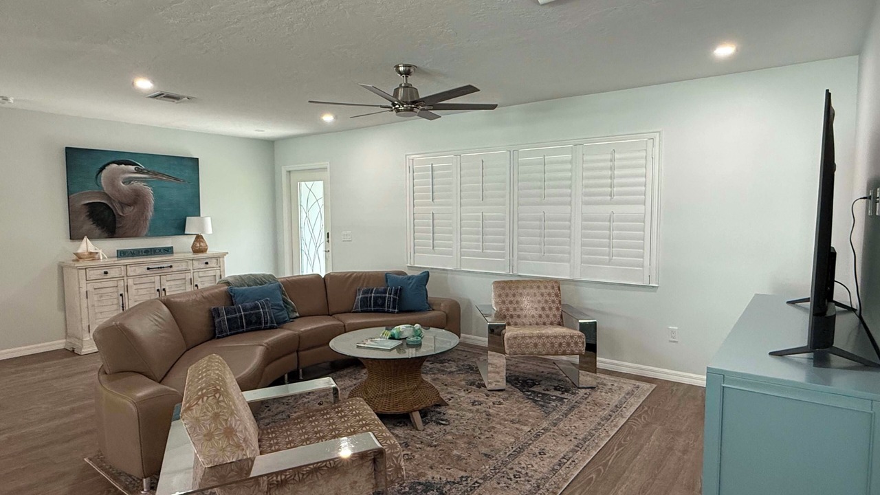 Photo of Livingroom in Grove City