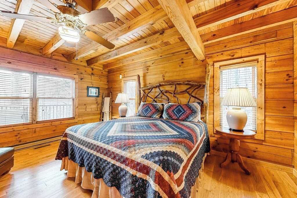 Photo of Bedroom in Sylva