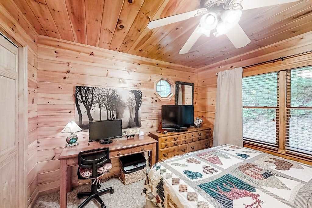 Photo of Bedroom in Murphy