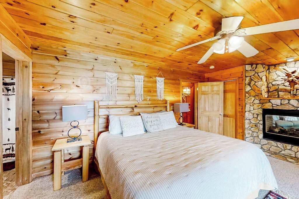 Photo of Bedroom in Murphy
