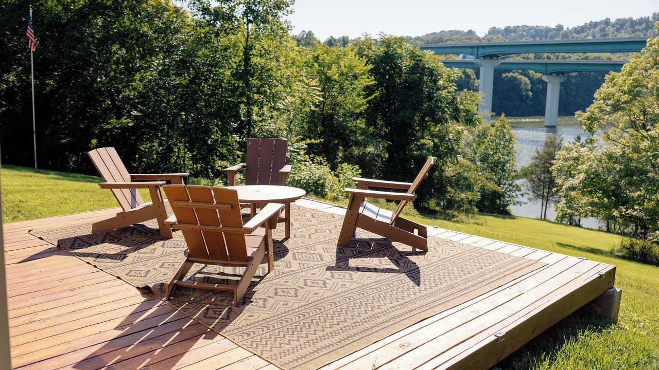 Photo of Outdoor in Colonial Heights
