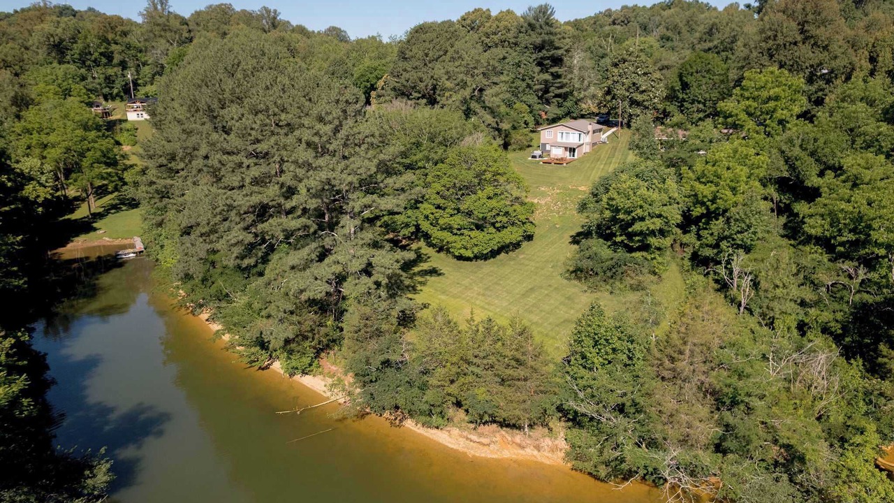 Photo of Outdoor in Colonial Heights