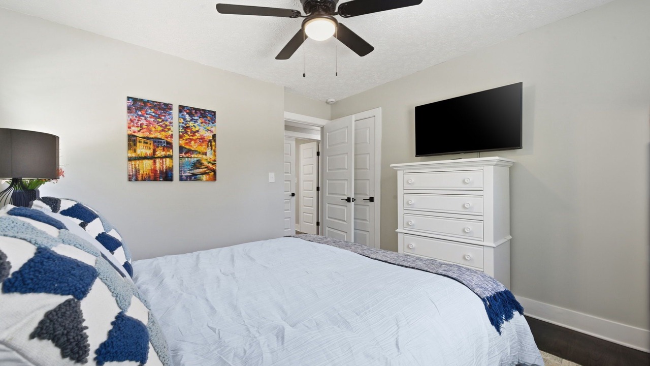 Photo of Bedroom in Dunwoody