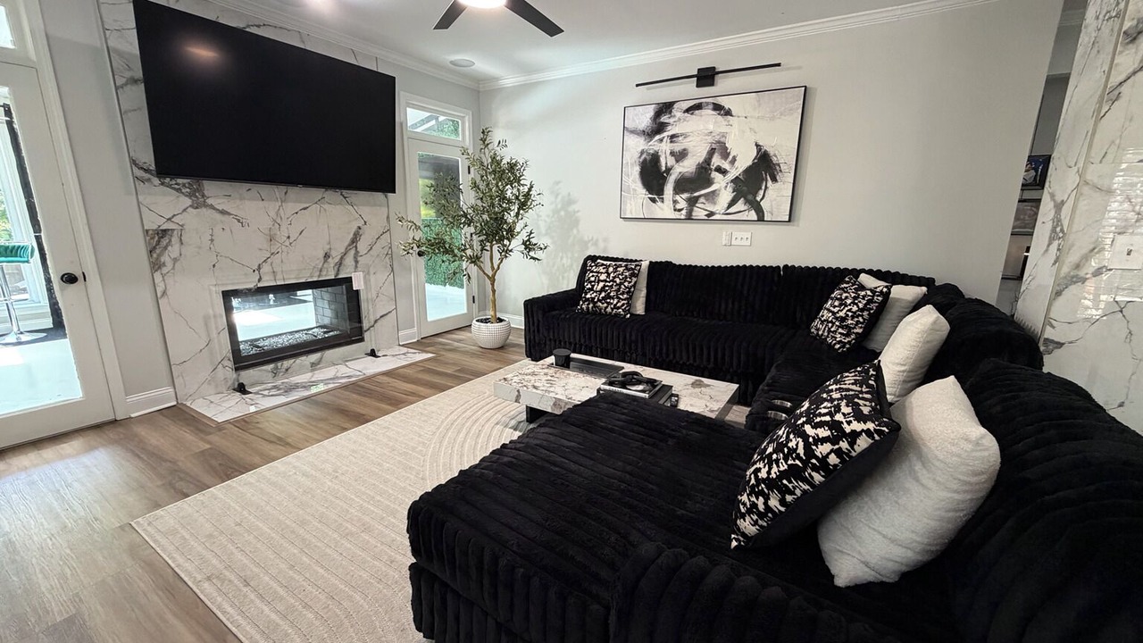 Photo of Livingroom in Lilburn