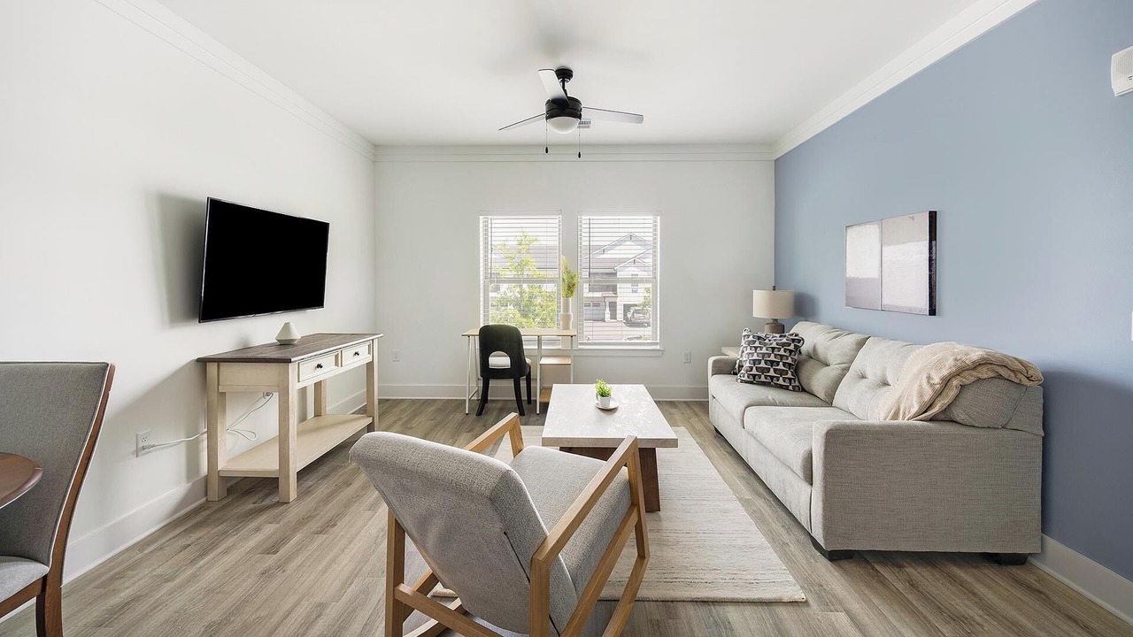 Photo of Livingroom in Pooler