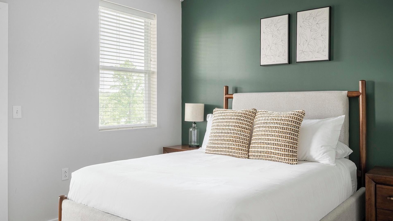 Photo of Bedroom in Knoxville
