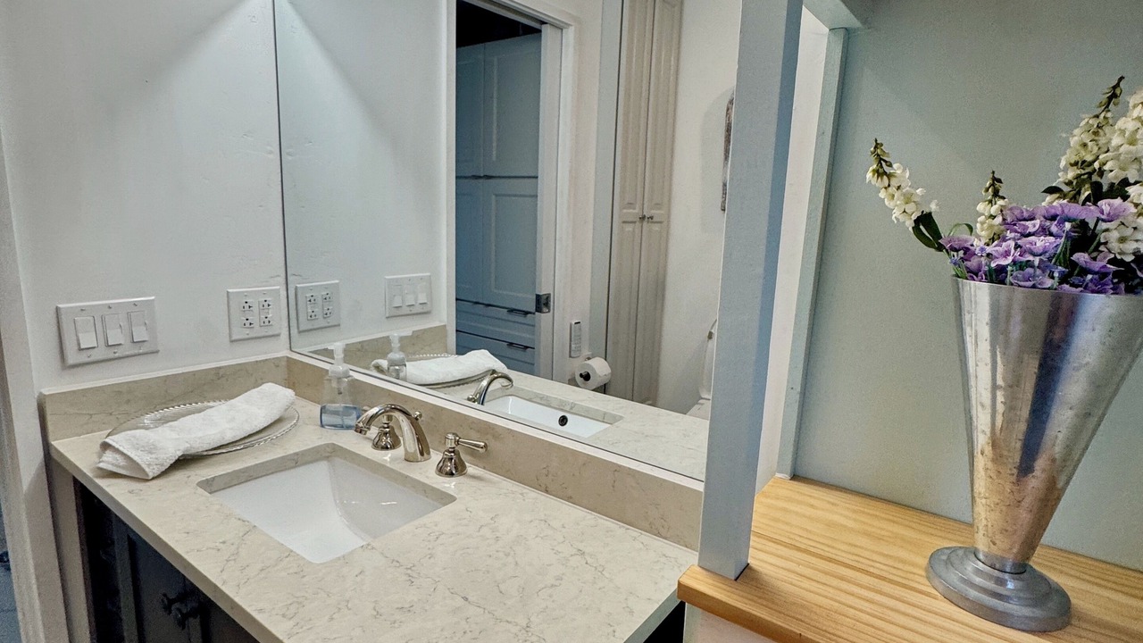 Photo of Bathroom in Hutchinson Island South