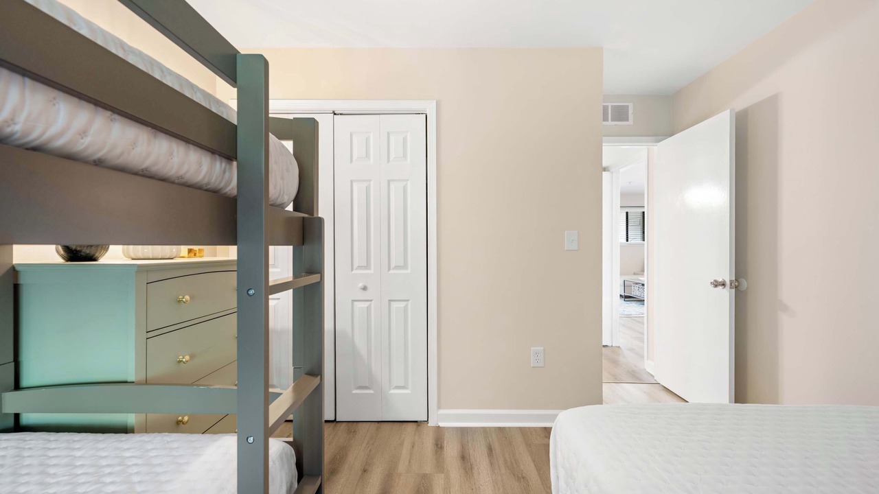 Photo of Bedroom in Palmetto Dunes