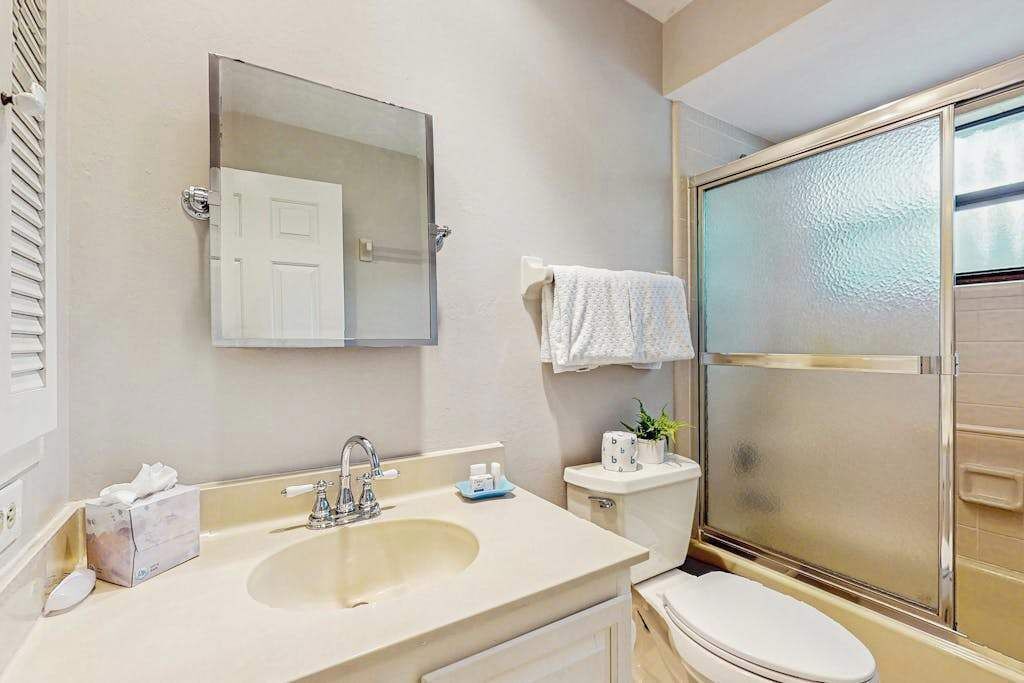 Photo of Bathroom in Biggar
