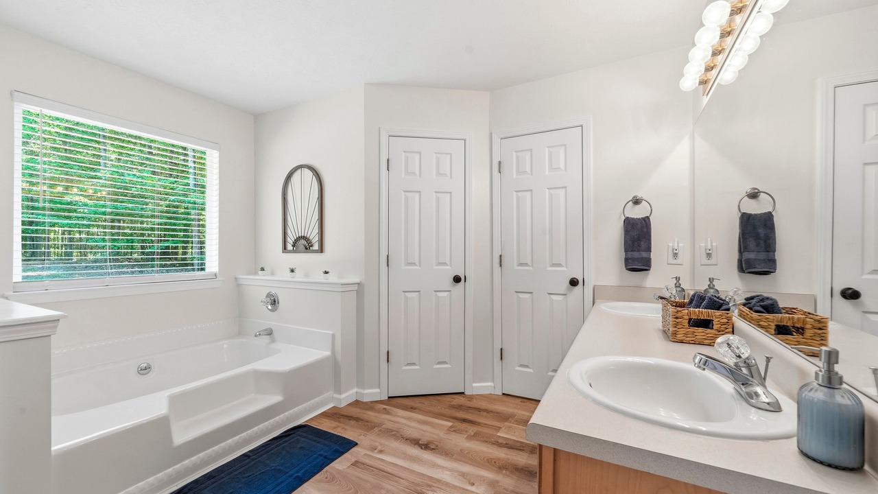 Photo of Bathroom in Lake Oconee