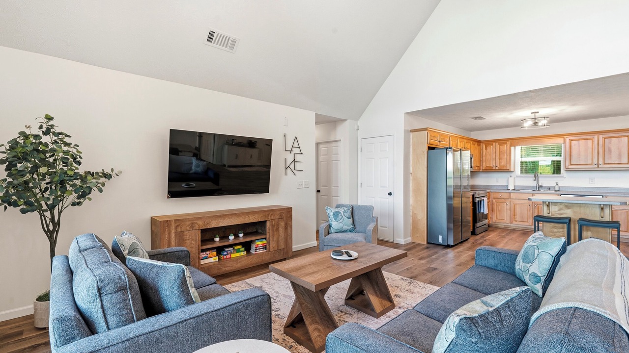 Photo of Livingroom in Lake Oconee