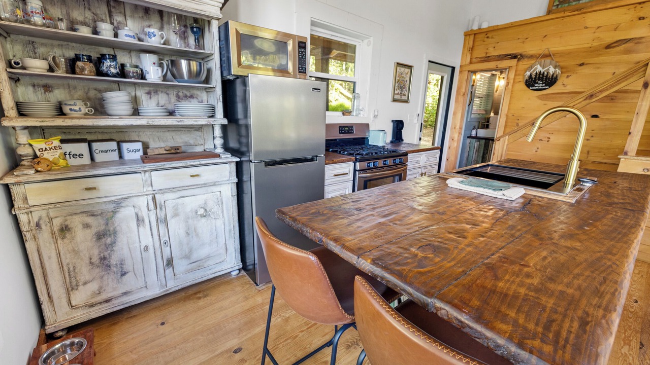 Photo of Kitchen in Mountain City