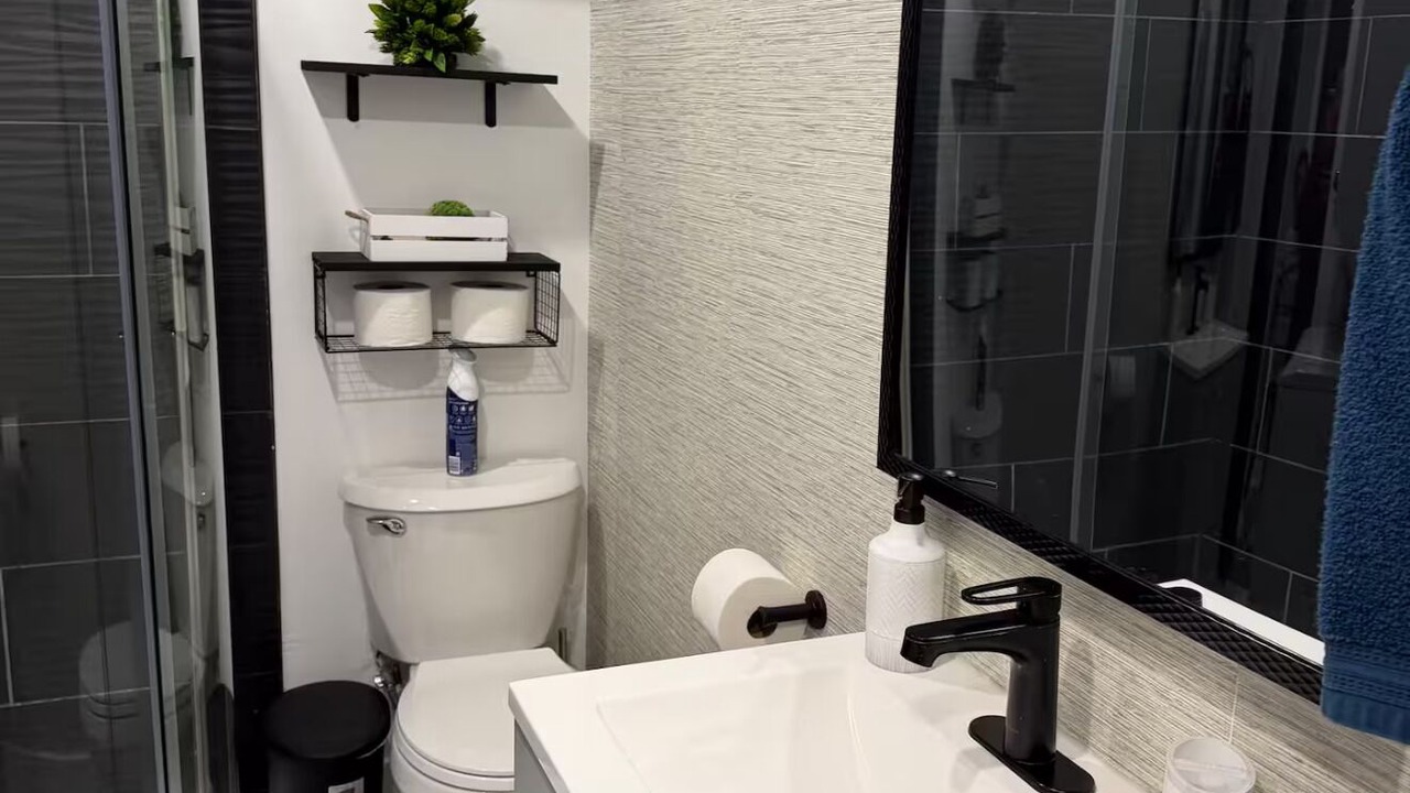 Photo of Bathroom in Lawrenceville