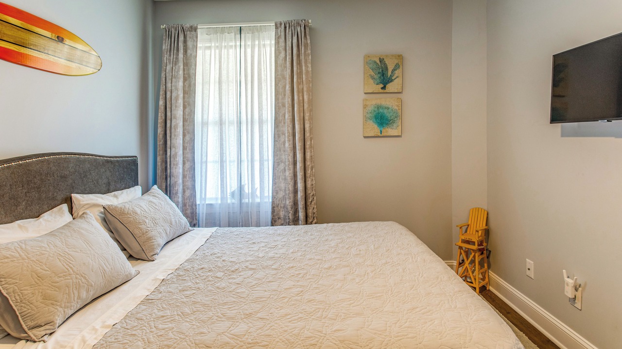 Photo of Bedroom in Carolina Yacht Landing