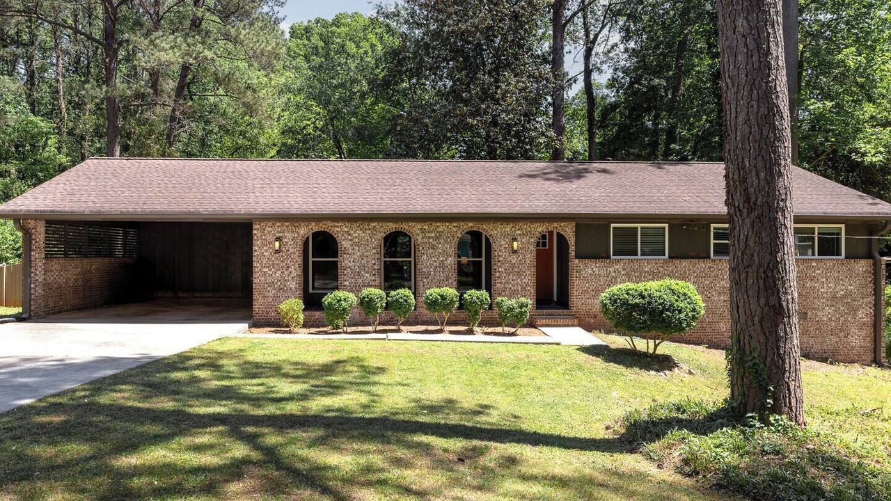 Photo of Outdoor in Tucker