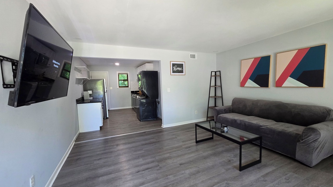 Photo of Livingroom in Forest Park