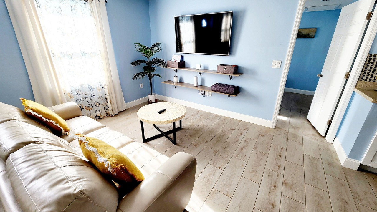 Photo of Livingroom in Fort Pierce