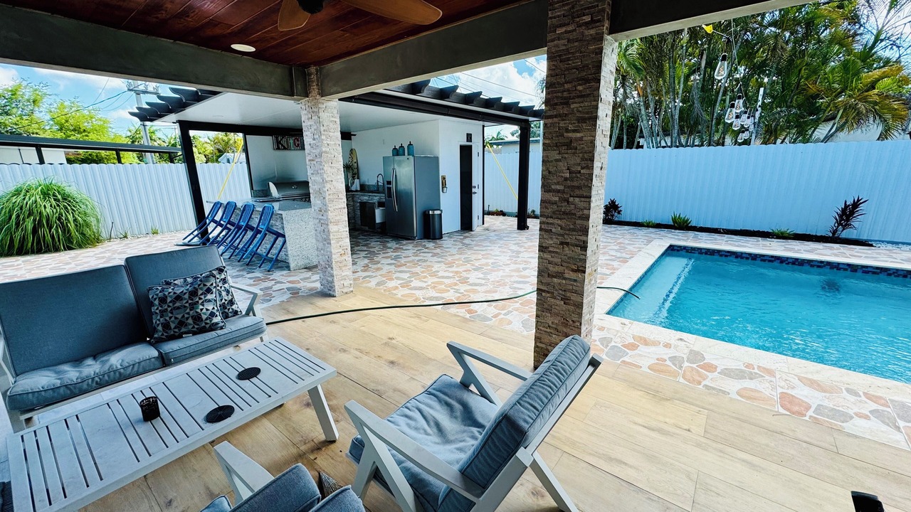 Photo of Outdoor in Palmetto Estates