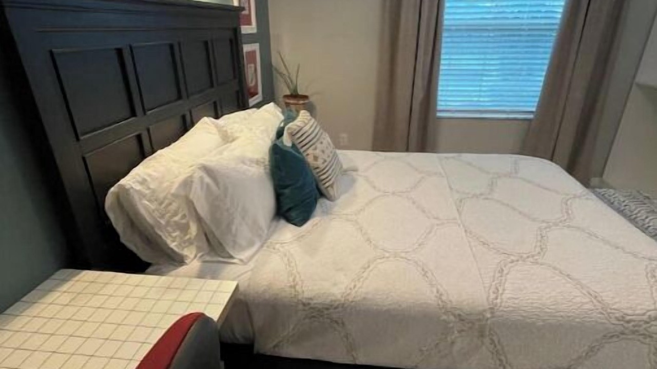 Photo of Bedroom in Nichols