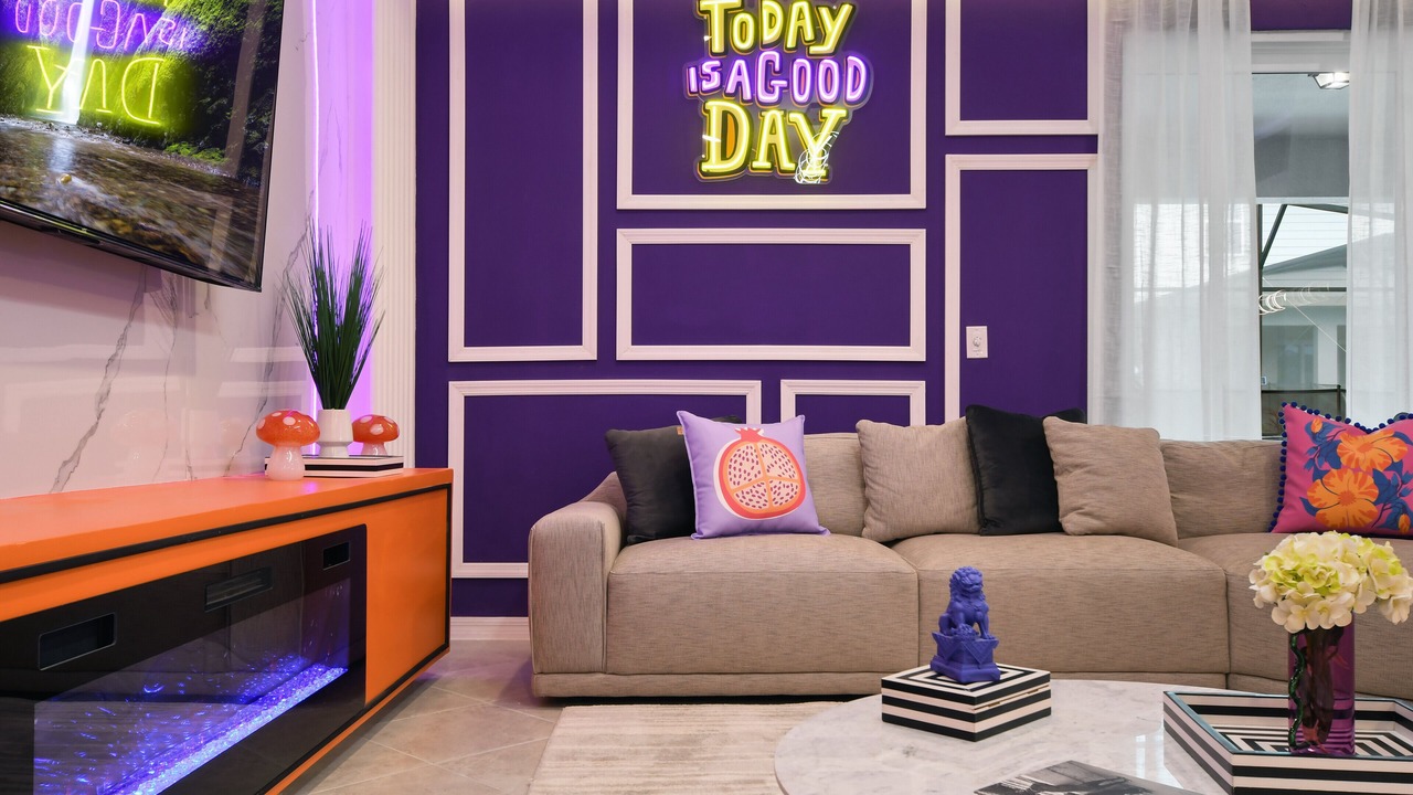 Photo of Livingroom in Four Corners