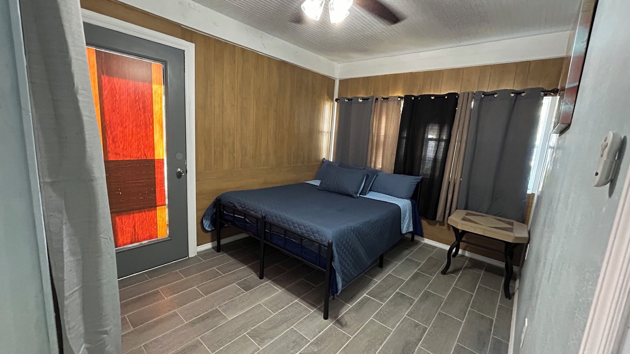 Photo of Bedroom in Pinellas Park
