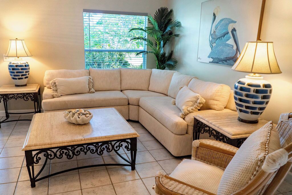 Photo of Livingroom in Stuart