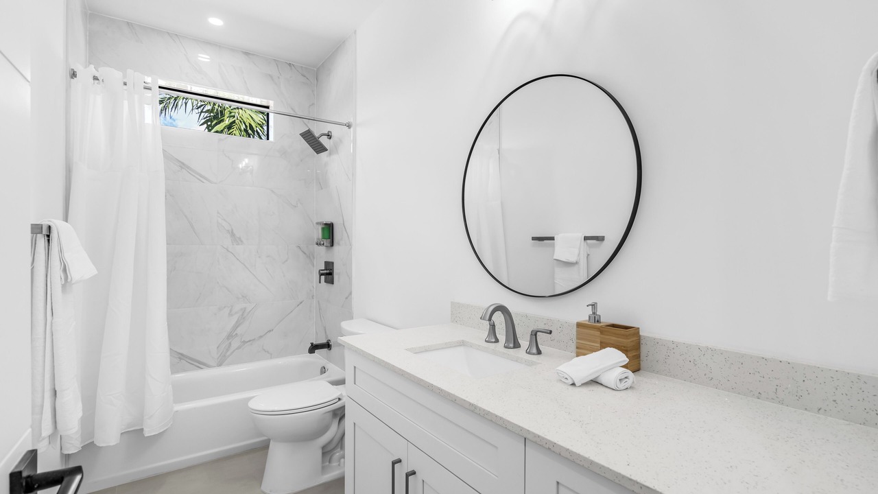 Photo of Bathroom in West Little Havana