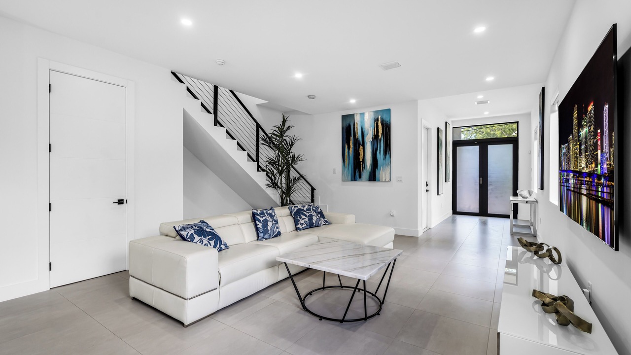 Photo of Livingroom in West Little Havana