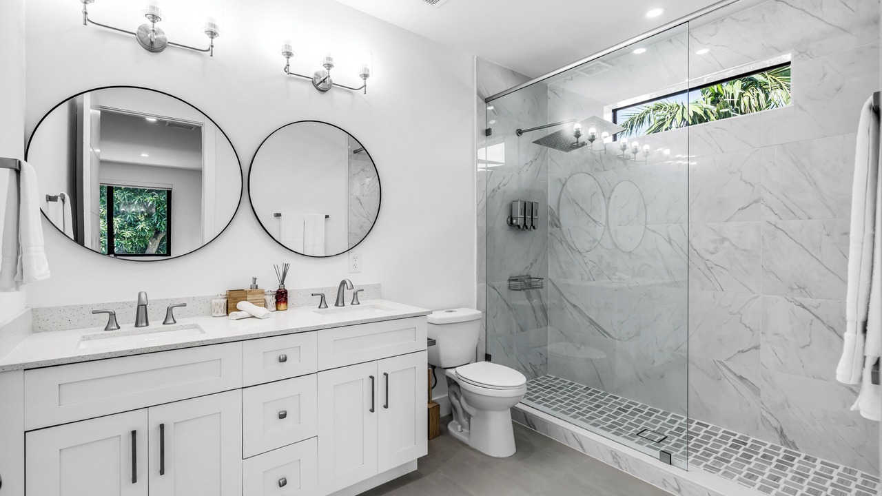 Photo of Bathroom in West Little Havana