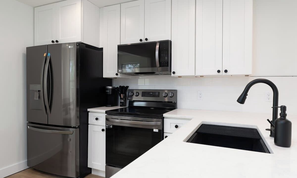 Photo of Kitchen in Neptune Beach