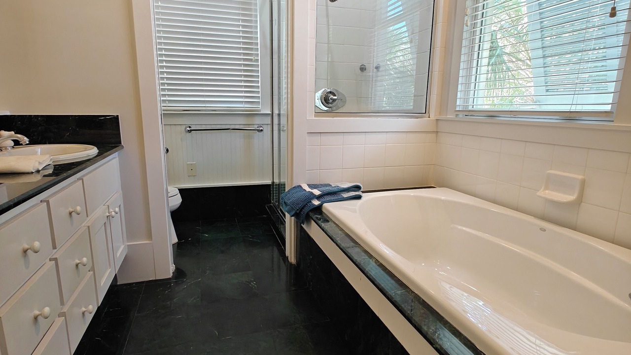 Photo of Bathroom in Emerald Waters Village