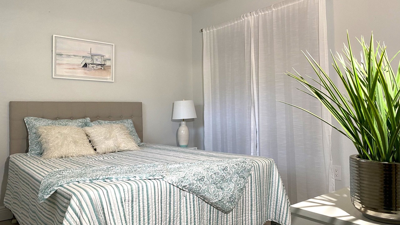 Photo of Bedroom in Park East