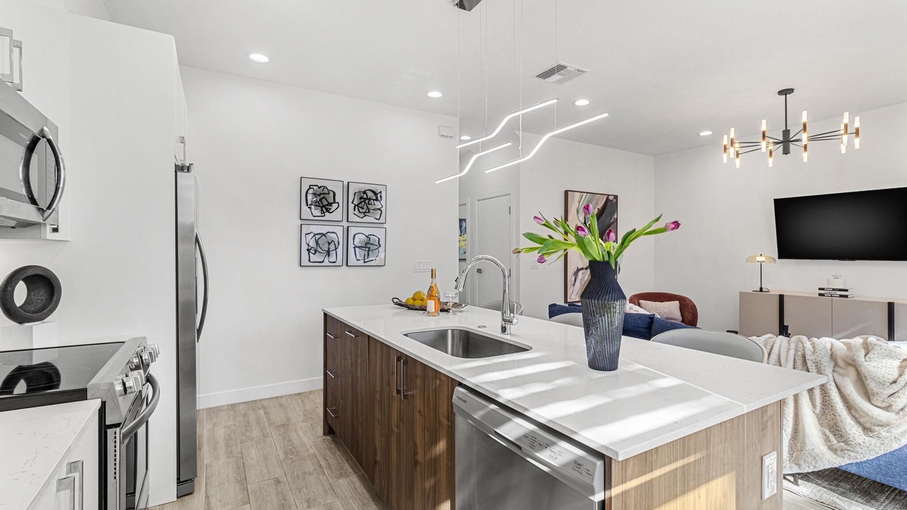 Photo of Kitchen in Pinecrest West Park