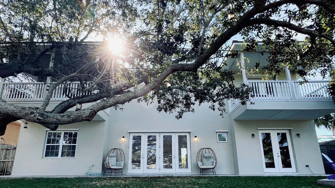 Photo of Bedroom in Cocoa Beach