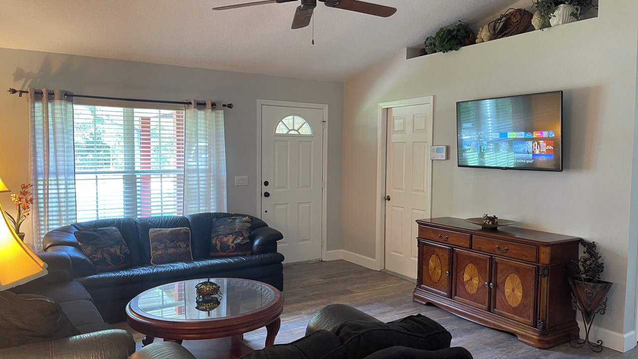 Photo of Livingroom in Orange City