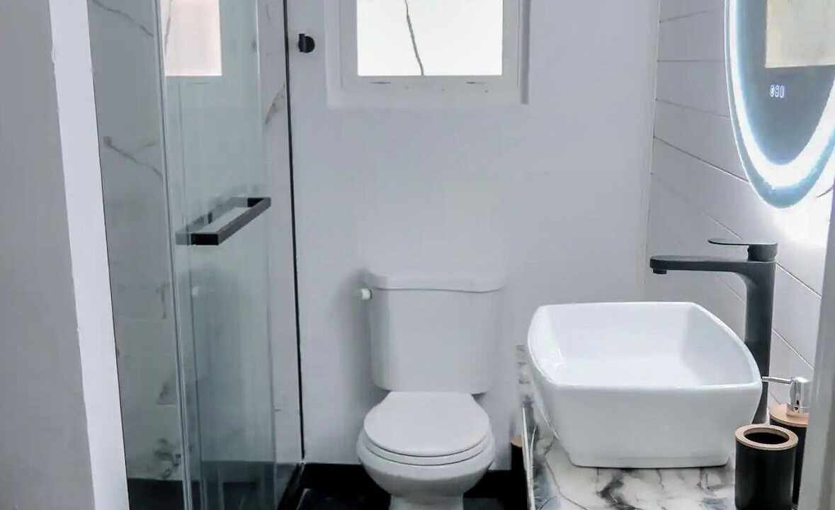 Photo of Bathroom in Sulphur Springs