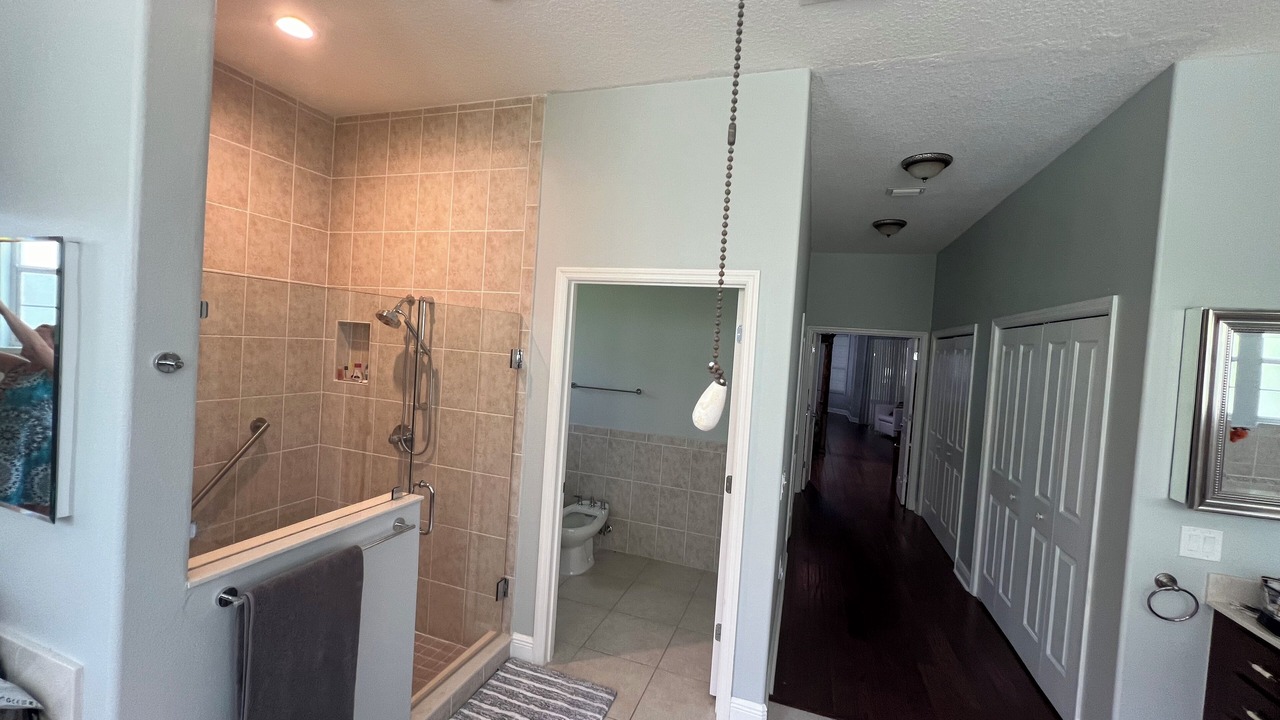 Photo of Bathroom in Belle Aire