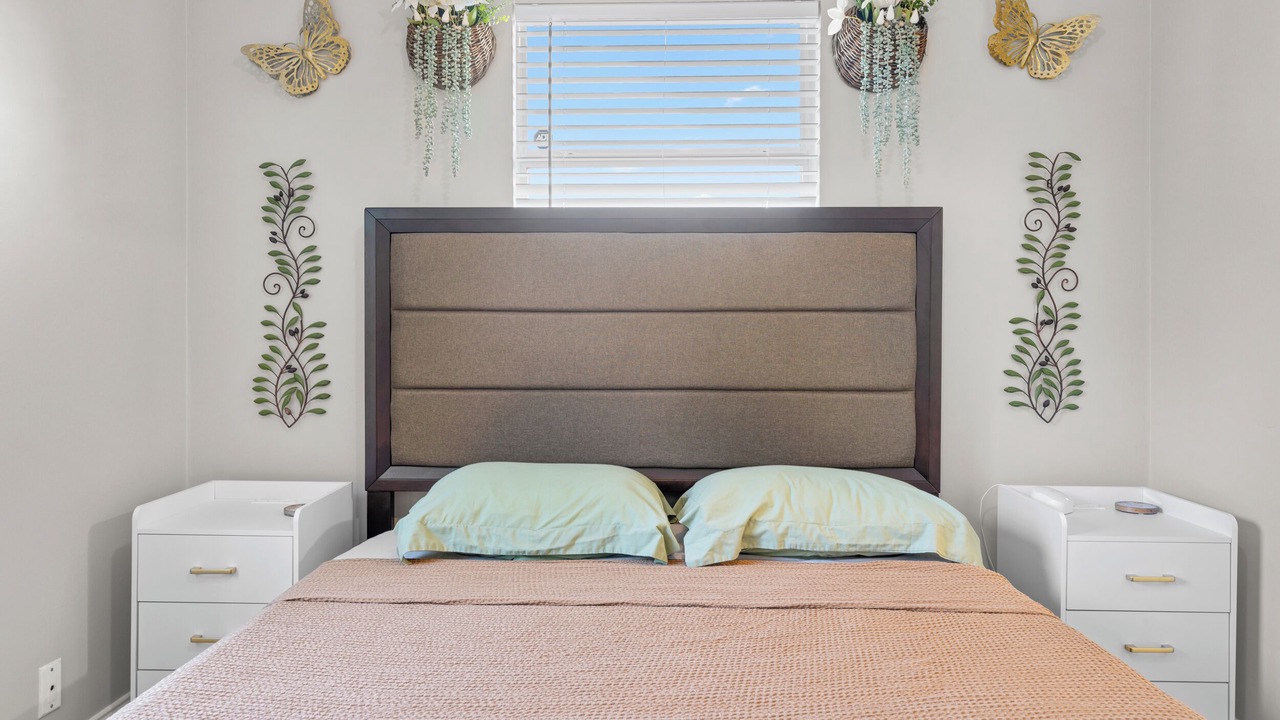 Photo of Bedroom in Interchange Square