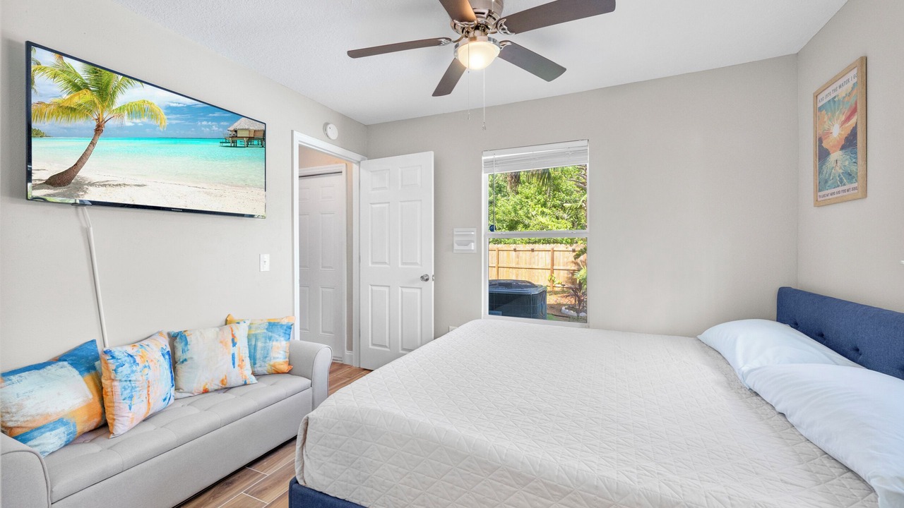 Photo of Bedroom in Interchange Square