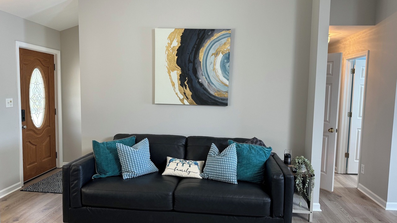 Photo of Livingroom in Piney Flats