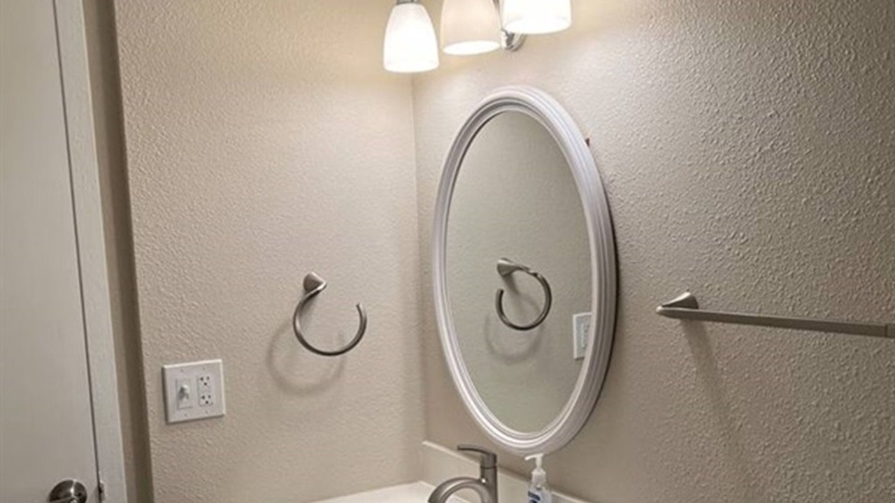 Photo of Bathroom in Lauderdale Lakes