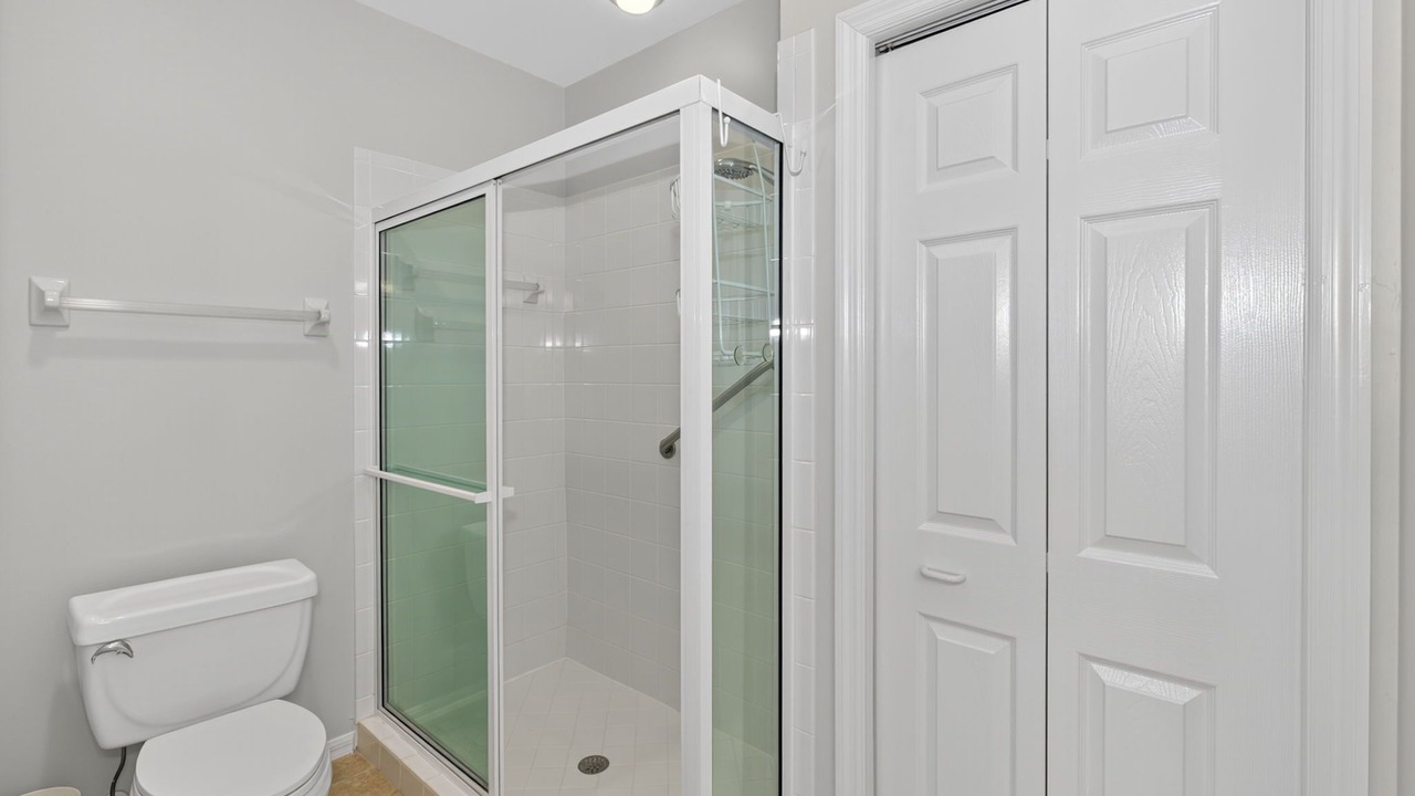 Photo of Bathroom in Tropical Cove