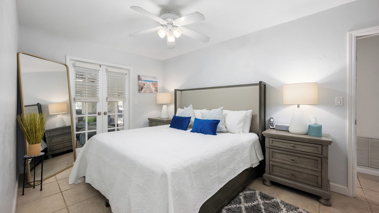 Photo of Bedroom in Lake Ridge