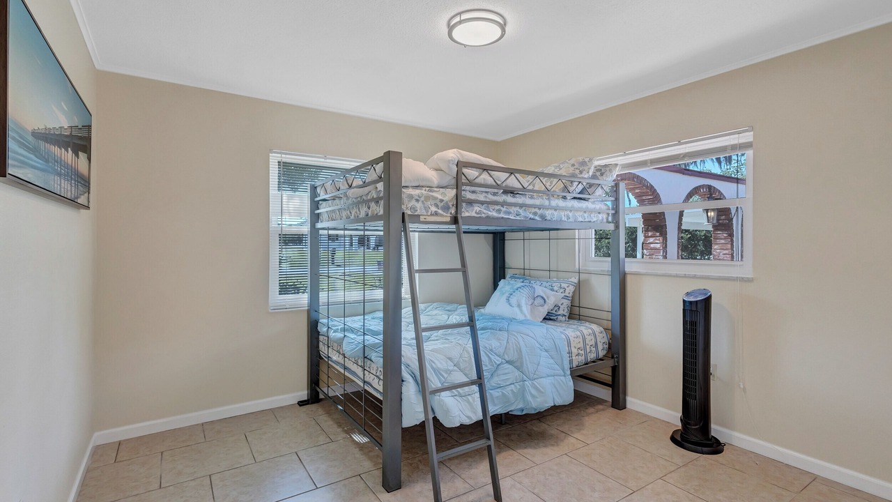 Photo of Bedroom in Springs at Kings Bay