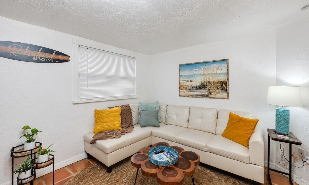 Photo of Livingroom in South Sarasota