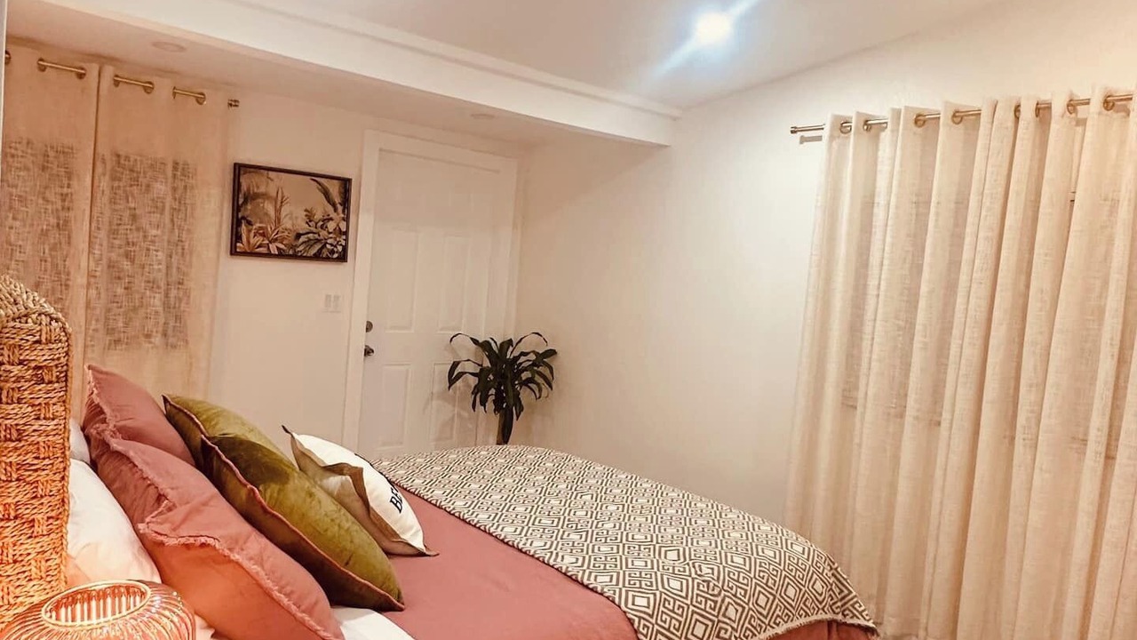 Photo of Bedroom in Allapattah