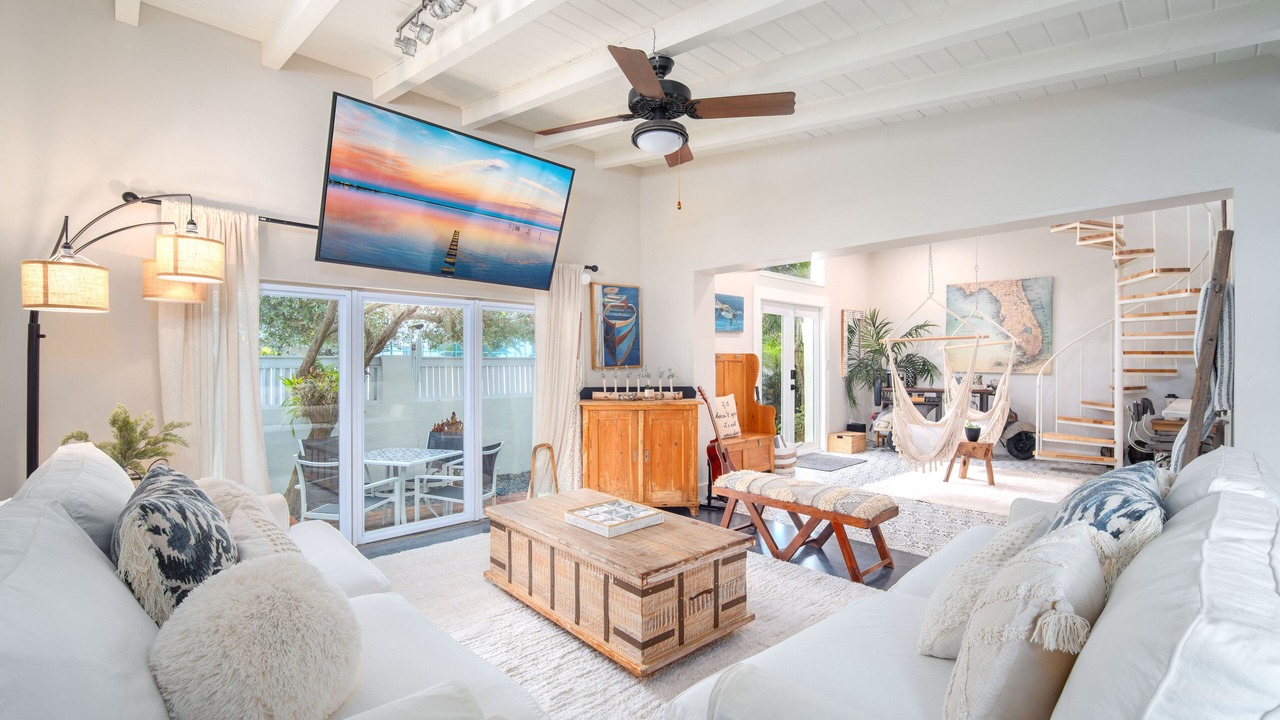 Photo of Livingroom in Midtown