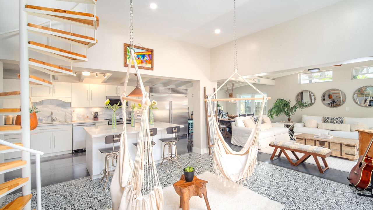 Photo of Livingroom in Midtown