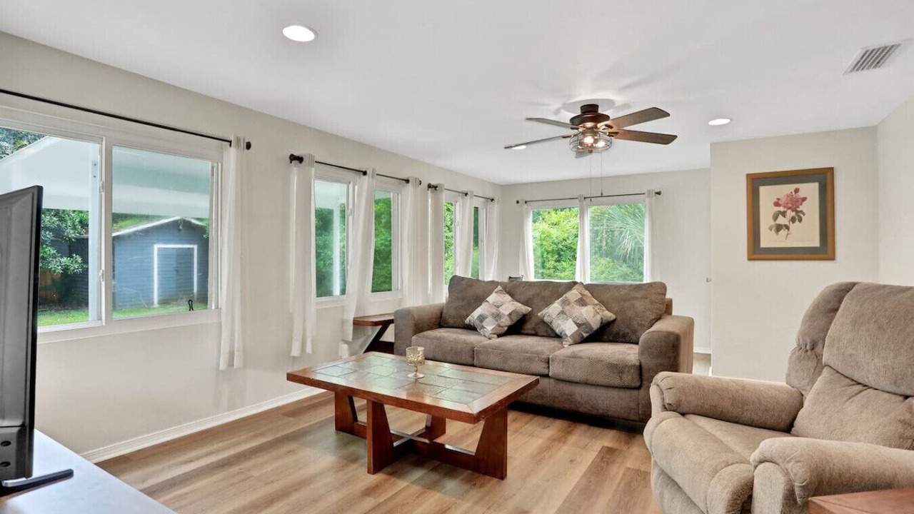 Photo of Livingroom in Fairfax