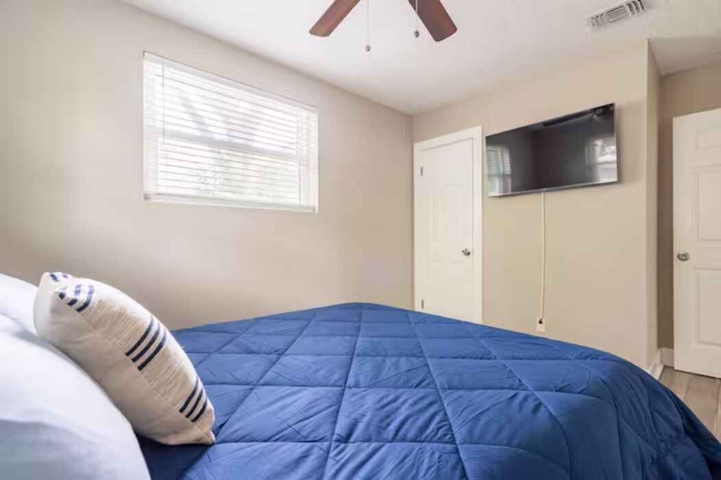 Photo of Bedroom in Northside